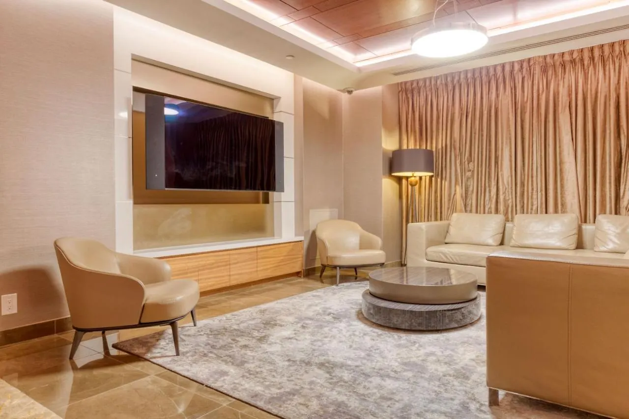 ニューヨークUes 2Br W Elevator Doorman Nr Transportation Nyc-1297アパートメント